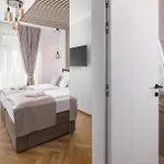 Vakantiehuis Golden Shine Poreč